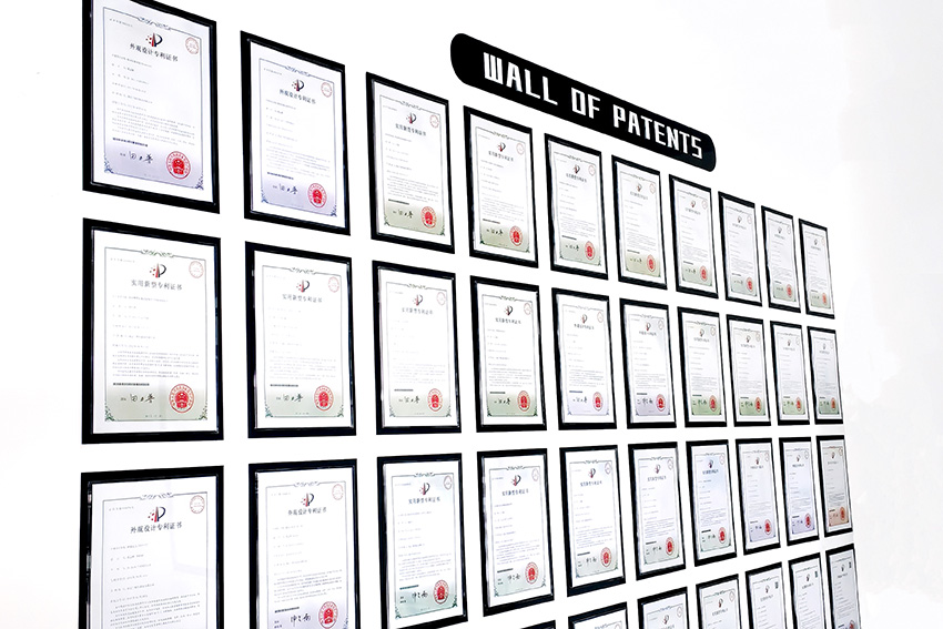 2025090516128259.jpg 专利证书墙.jpg